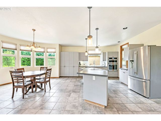 35956 HIGHWAY 58, Pleasant Hill, OR 97455