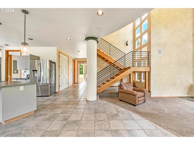 35956 HIGHWAY 58, Pleasant Hill, OR 97455