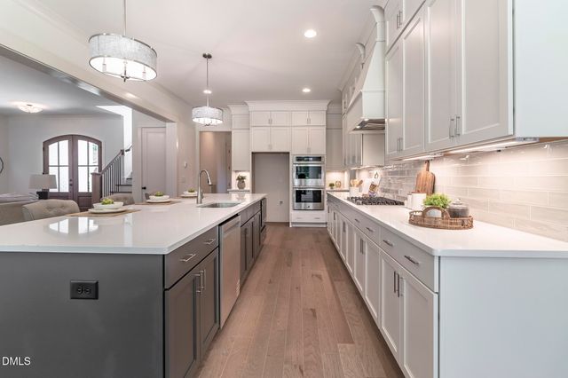 300 Meadow Walk Drive, Fuquay Varina, NC 27526