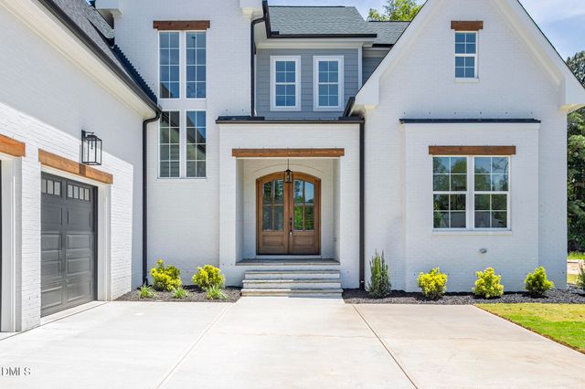 300 Meadow Walk Drive, Fuquay Varina, NC 27526