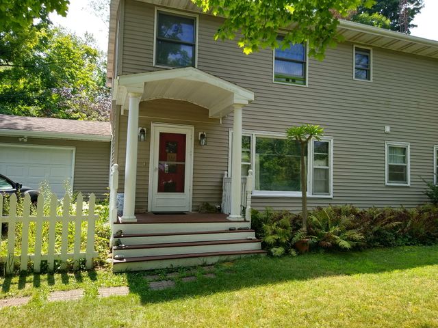 61100 Quinnesec Road, Penn Twp, MI 49031