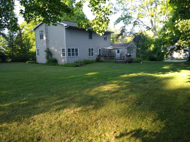 61100 Quinnesec Road, Penn Twp, MI 49031