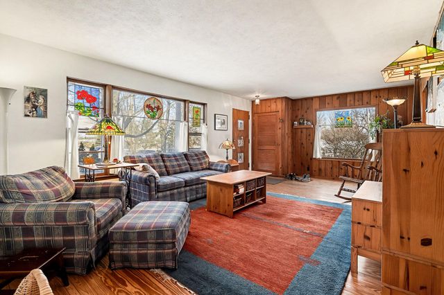 61100 Quinnesec Road, Penn Twp, MI 49031