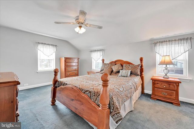 173 RAMBLING WAY, Springfield, PA 19064