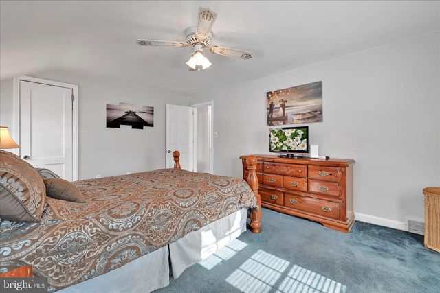 173 RAMBLING WAY, Springfield, PA 19064