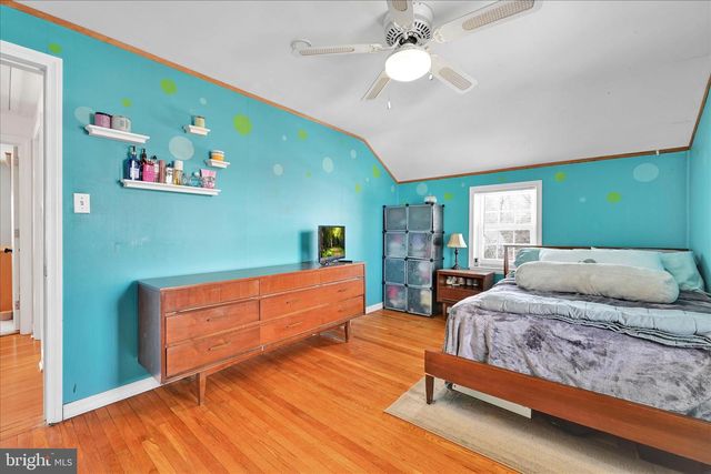 173 RAMBLING WAY, Springfield, PA 19064