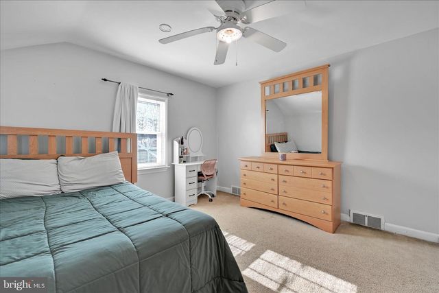 173 RAMBLING WAY, Springfield, PA 19064