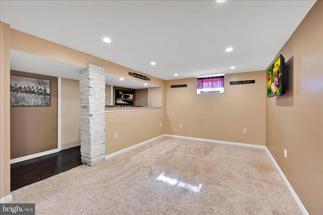 173 RAMBLING WAY, Springfield, PA 19064