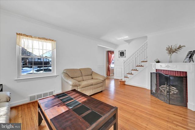 173 RAMBLING WAY, Springfield, PA 19064