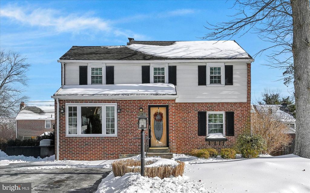 Image 1 of property listing at 173 RAMBLING WAY, Springfield, PA 19064