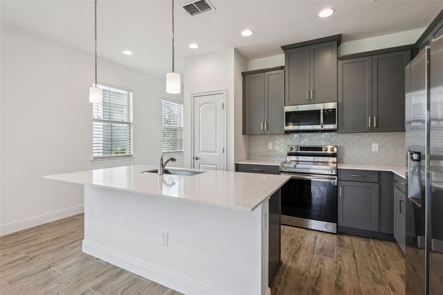 3200 OXBOW COURT, Harmony, FL 34773