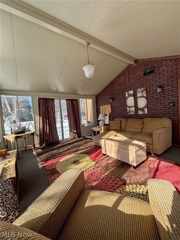 3085 Daisy Avenue, Akron, OH 44319