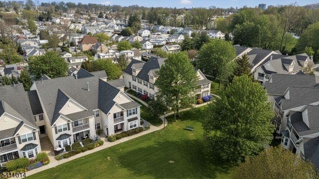 240 Cambridge Ct, Clifton City, NJ 07014