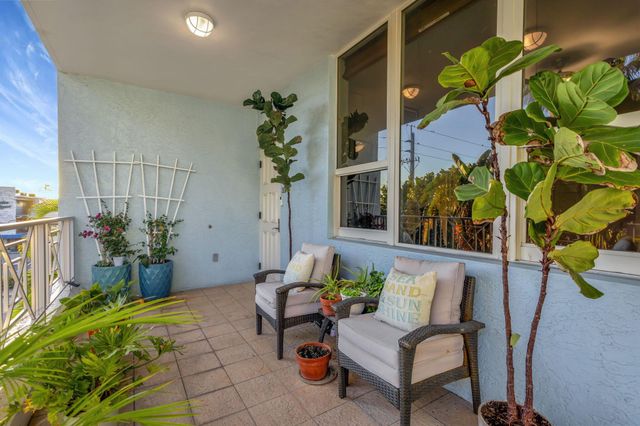 701 SE 21st Avenue 201, Deerfield Beach, FL 33441