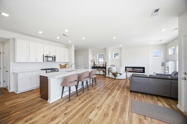 14804 Ardgillan Road, Rosemount, MN 55068
