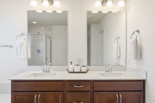 14804 Ardgillan Road, Rosemount, MN 55068