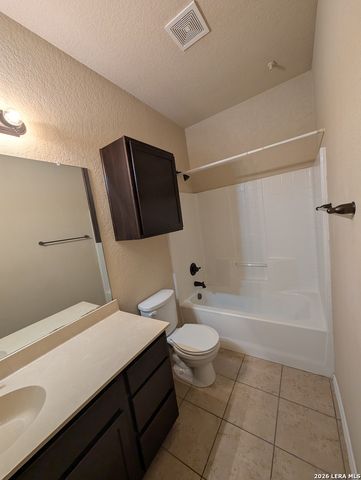 1028 BROWN ROCK DR, New Braunfels, TX 78130