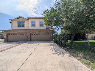1028 BROWN ROCK DR, New Braunfels, TX 78130