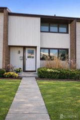 529 nettleton Drive, East Windsor, NJ 08520