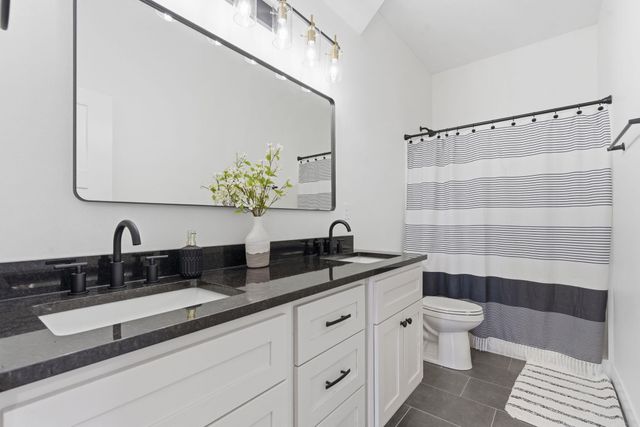 2037 N Prato Court, Nixa, MO 65714