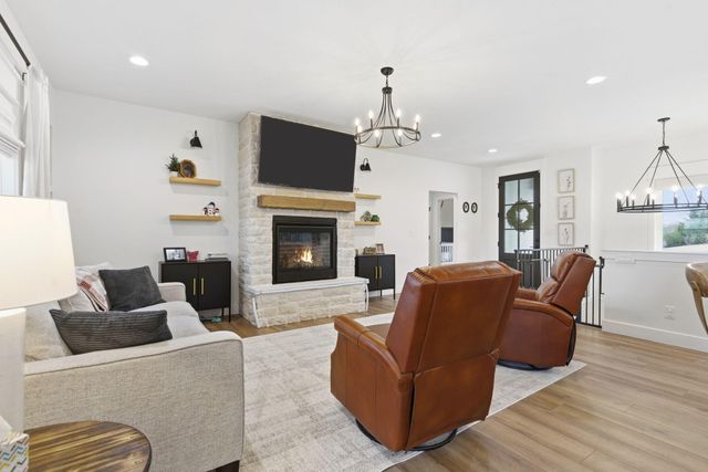 2037 N Prato Court, Nixa, MO 65714