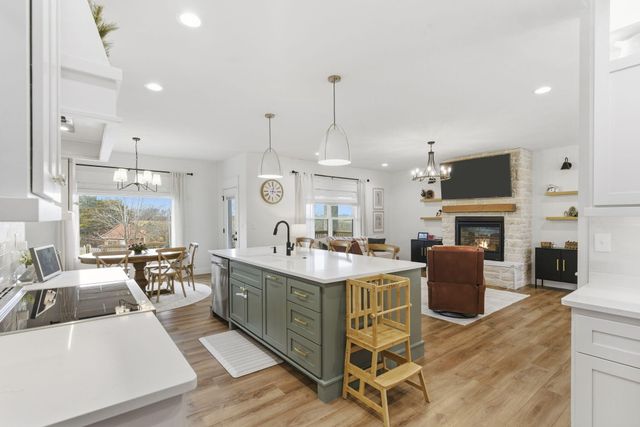 2037 N Prato Court, Nixa, MO 65714