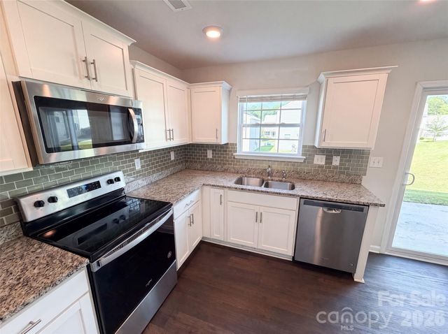 7244 Finnigan Road, Charlotte, NC 28215