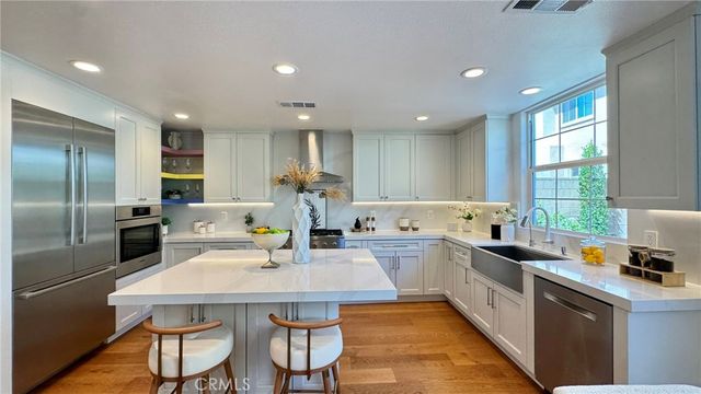 9401 Longden Avenue, Temple City, CA 91780