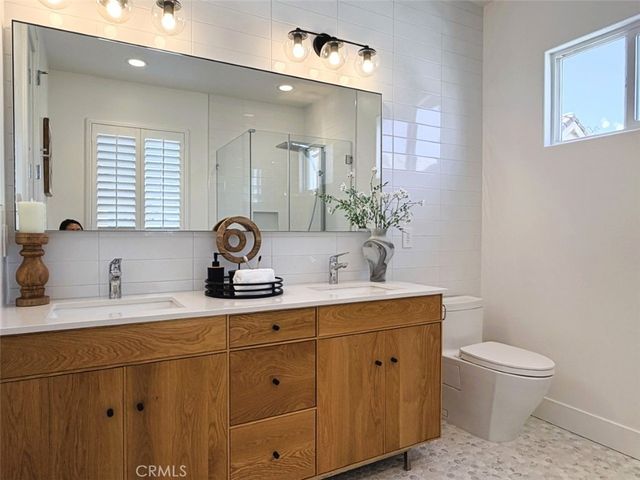 9401 Longden Avenue, Temple City, CA 91780