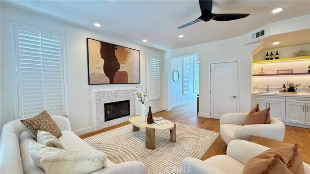 9401 Longden Avenue, Temple City, CA 91780