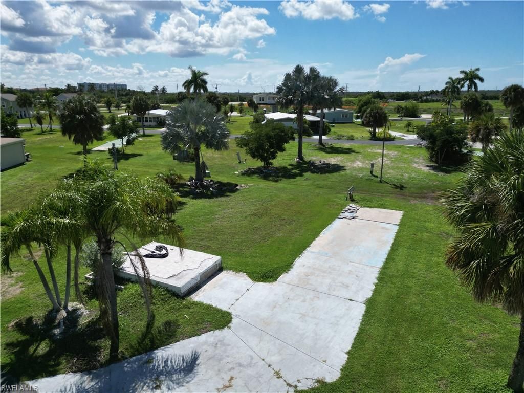 13681 Ovenbird DR, FORT MYERS, FL 33908 — exterior