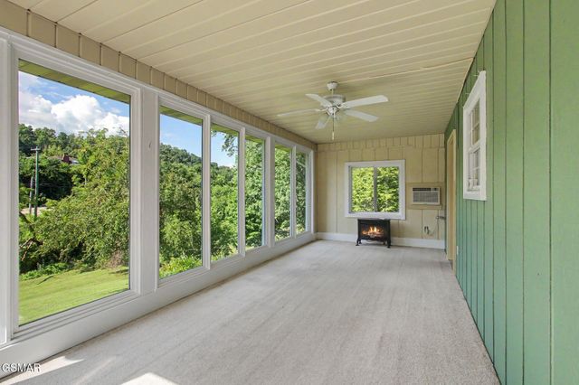 13390 Chapman Highway, Seymour, TN 37865