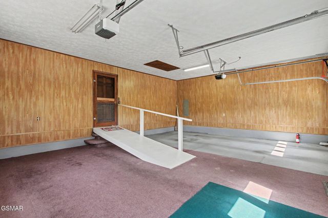 13390 Chapman Highway, Seymour, TN 37865