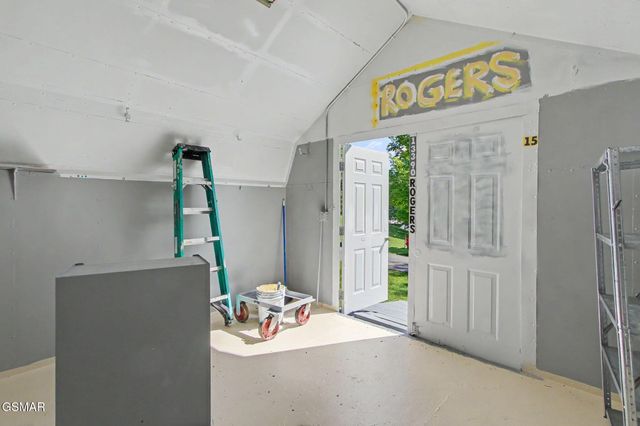 13390 Chapman Highway, Seymour, TN 37865