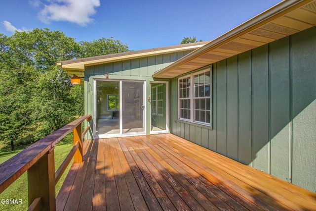 13390 Chapman Highway, Seymour, TN 37865