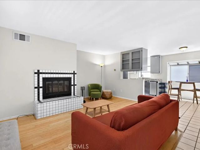 1418 E Florida Street 2, Long Beach, CA 90802