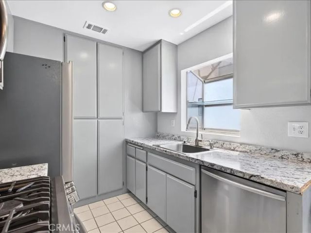 1418 E Florida Street 2, Long Beach, CA 90802