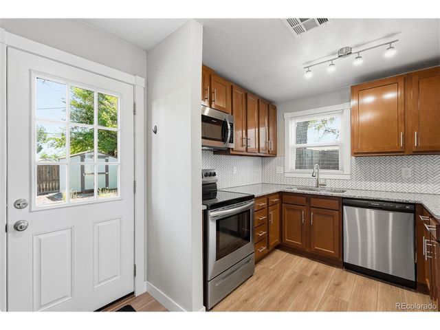 3710 N Madison St, Denver, CO 80205