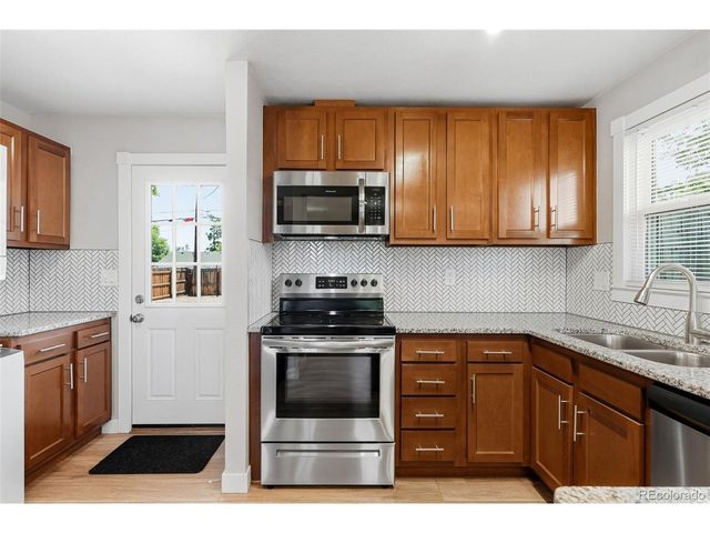 3710 N Madison St, Denver, CO 80205