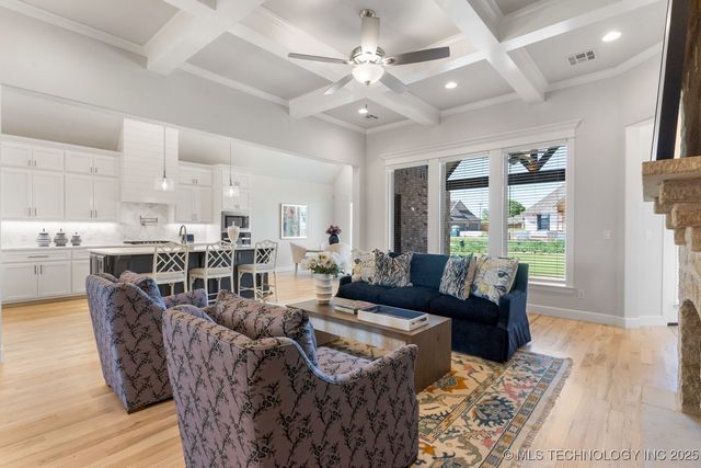 2833 E 142nd Street S, Bixby, OK 74008