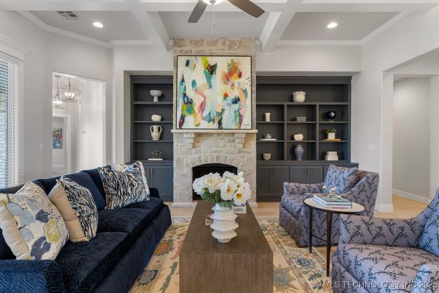 2833 E 142nd Street S, Bixby, OK 74008