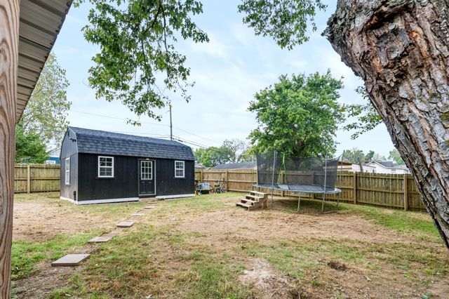 103 Broadway, Old Hickory, TN 37138
