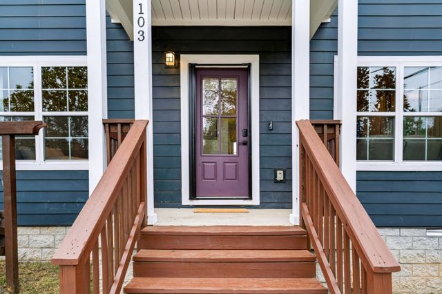 103 Broadway, Old Hickory, TN 37138