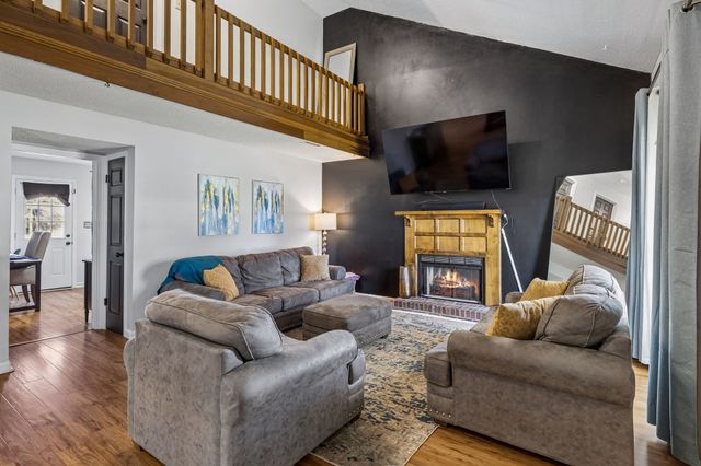 3408 Polly Dr, Clarksville, TN 37042