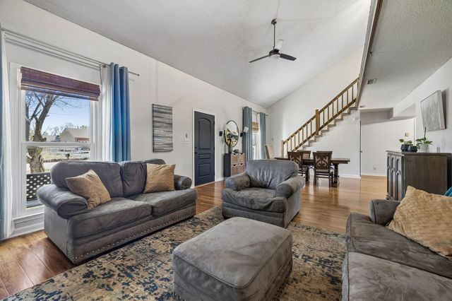 3408 Polly Dr, Clarksville, TN 37042