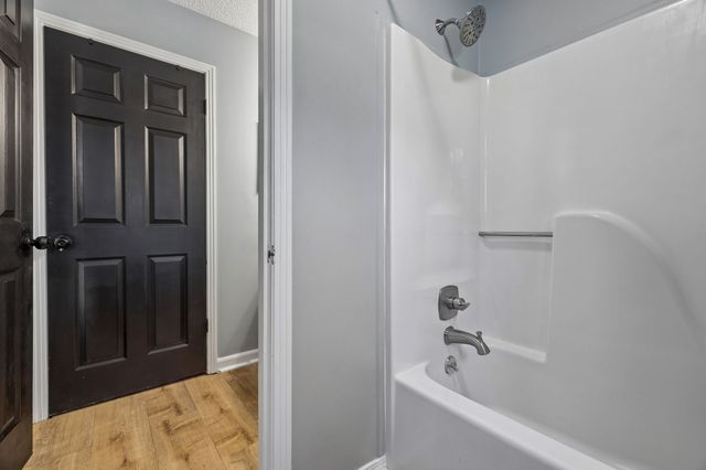 3408 Polly Dr, Clarksville, TN 37042