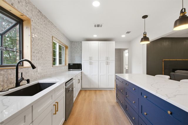1705 Hatherly Drive, Plano, TX 75023