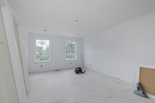 527 North West Road, Canterbury, NH 03224