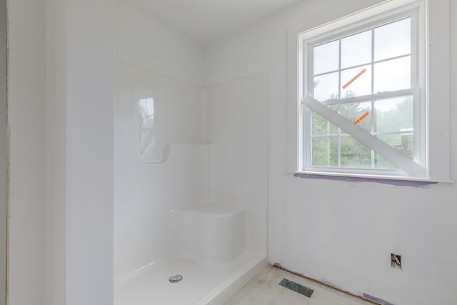 527 North West Road, Canterbury, NH 03224