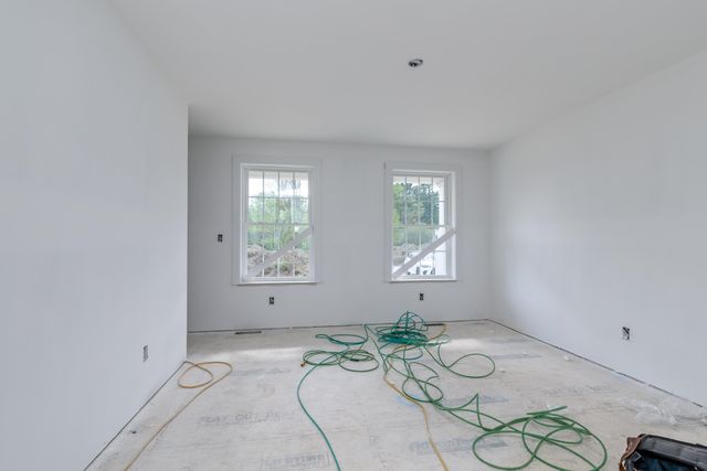 527 North West Road, Canterbury, NH 03224